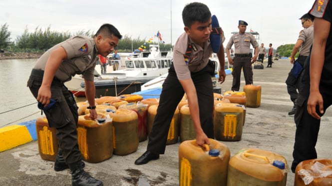 Pertamina dan Polda Jatim Berhasil Menangkap Tersangka Pelaku Penyalahgunaan BBM Subsidi di Sidoarjo