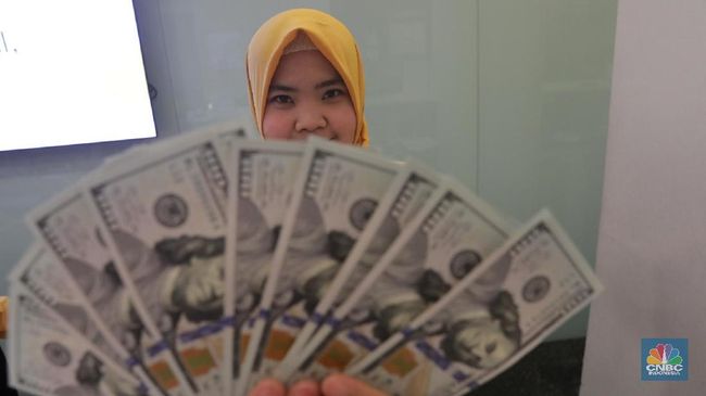 Sri Mulyani Membuat Prediksi Akan Terjadi Kiamat di Teller Bank