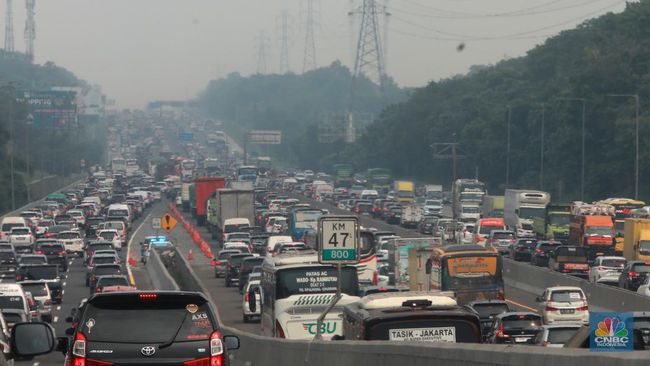 Pengaturan Contraflow di Jakarta-Cikampek untuk Mudik Nataru