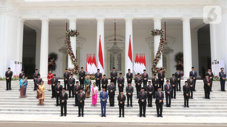 Mensesneg Pratikno Menepis Kabar Mengenai Menteri Mundur dari Kabinet