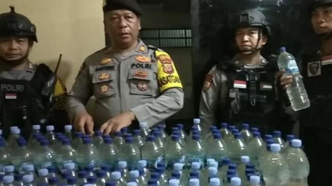 Pemilik Anak di Bawah Umur, Rumah di Tasikmalaya Ditemukan Menjadi Gudang Miras Ciu dan Digerebek