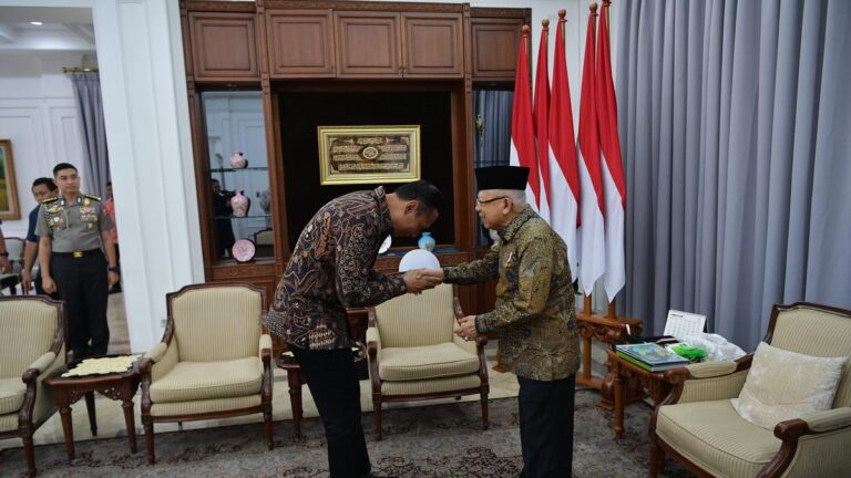 Usai Menemani Jokowi, Menteri ATR/BPN AHY Langsung Bertemu dengan Wapres Ma’ruf