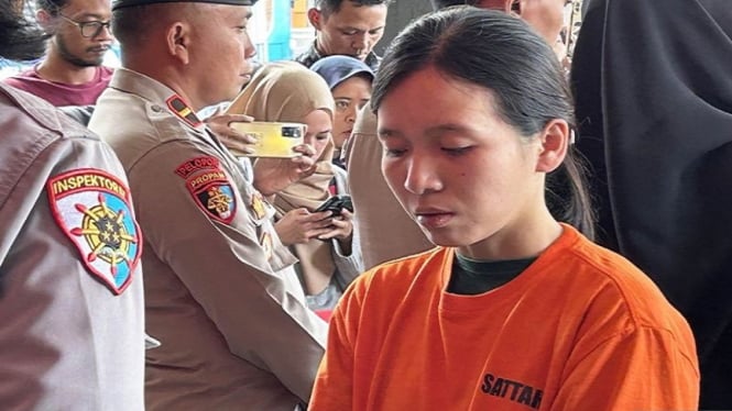 Penyalur Suster Tersangka Penganiaya Anak Aghnia Punjabi di Surabaya Terlihat di Kantor