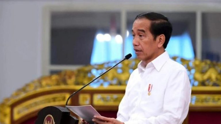 1. Pernyataan Jokowi Setelah KPU Mengumumkan Prabowo-Gibran Sebagai Presiden dan Wakil Presiden Terpilih 2024-2029
2. Ungkapan Jokowi Pasca KPU Menetapkan Prabowo-Gibran Sebagai Pemenang Pilpres 2024-2029
3. Reaksi Jokowi Setelah Keputusan KPU Tentang Prabowo-Gibran Sebagai Pemimpin Negara 2024-2029