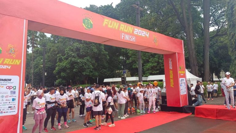 RS Hermina Merayakan Ulang Tahun ke-39 dengan Menggelar Acara Fun Run dan Memperkenalkan Logo Baru