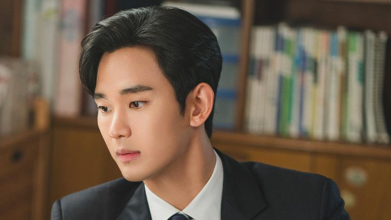 Perubahan Karier Kim Soo Hyun: Awalnya Ditolak Sutradara Boys Over Flowers, Sekarang Menjadi Aktor Korea Selatan Termahal