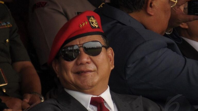 PDIP Ragu Prabowo Tidak Menggunakan Gaya Militer dalam Pemerintahannya Menurut Djarot