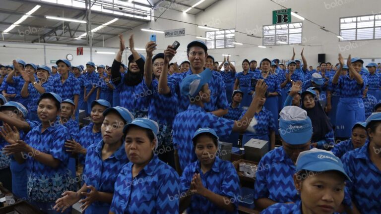 Peringatan Hari Buruh 1 Mei 2024: Dokter Komunitas Membahas Pentingnya Kemerdekaan Laktasi Bagi Pekerja Perempuan