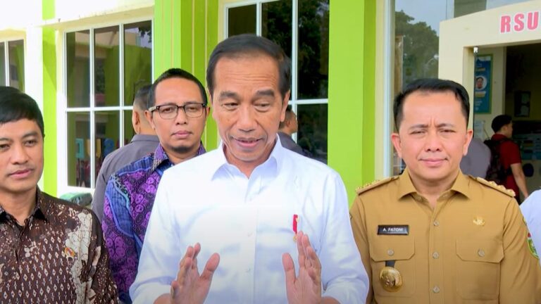 Respon Jokowi Terhadap Putusan MA mengenai Batas Usia Calon Kepala Daerah