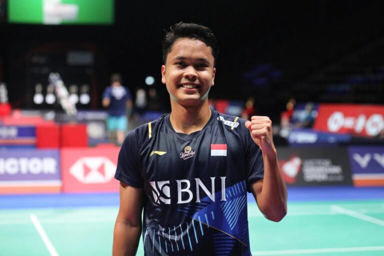 Anthony Ginting Melaju ke 16 Besar setelah Lee Zii Jia Mundur dalam Hasil Singapore Open 2024