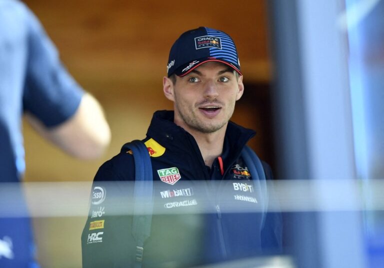 Max Verstappen Ungkap Cara Bagi Waktu saat Ikut Balapan Virtual di Sela-Sela F1 GP Emilia Romagna 2024