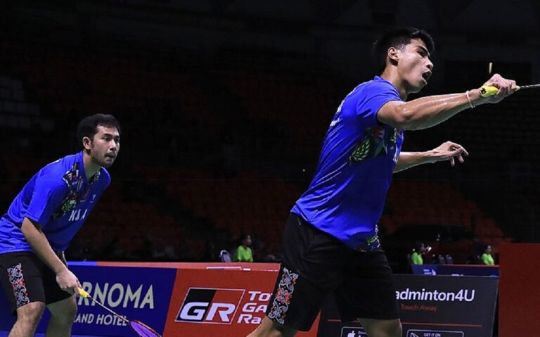 Sabar Karyaman Reza Pahlevi Menang Lawan Rahmat Hidayat Yeremia Rambitan dalam Pertarungan Sengit di Babak 32 Besar Indonesia Open 2024: Okezone Sports