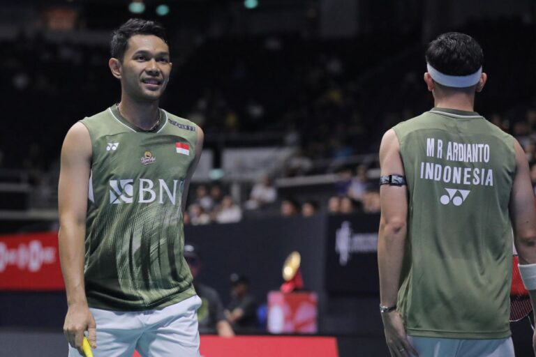 Fajar Alfian Rian Ardianto Mampu Mengendalikan Permainan Kim Astrup Anders Rasmussen Saat Semifinal Singapore Open 2024: Okezone Sports