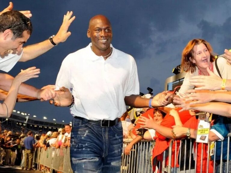 Kisah Megabintang NBA Michael Jordan yang Ditolak oleh Adidas Namun Diambil Alih oleh Nike Seumur Hidup : Okezone Sports