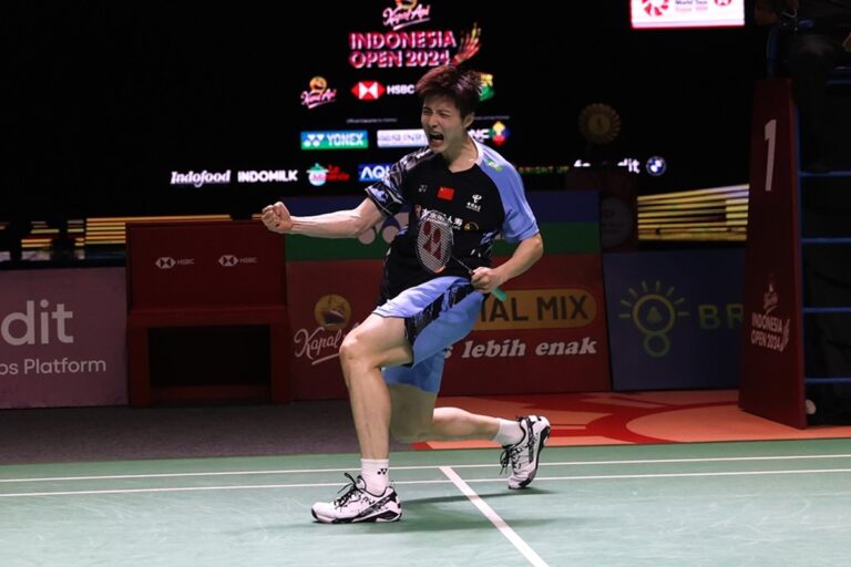 Kisah Shi Yu Qi: Pebulutangkis Tunggal Putra China Pertama Juara Indonesia Open Setelah 35 Tahun Penantian