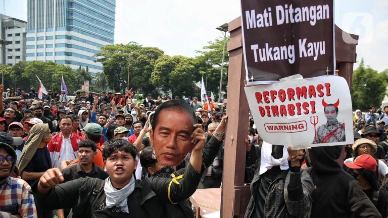 Makna Tone Deaf yang Sedang Dibicarakan oleh Pengguna Media Sosial