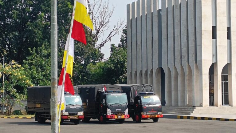 Markas Golkar Diawasi Oleh Brimob Setelah Airlangga Mundur, Apa yang Terjadi?