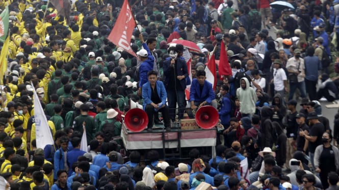 Ada 301 Orang Diangkut Terkait Demo Ricuh di DPR, Termasuk Anak di Bawah Umur