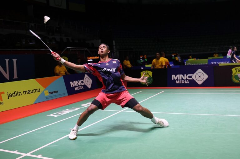 Perasaan Alwi Farhan Campur Aduk Setelah Sukses Lolos ke Perempatfinal Indonesia Masters Super 100 2024 : Okezone Sports