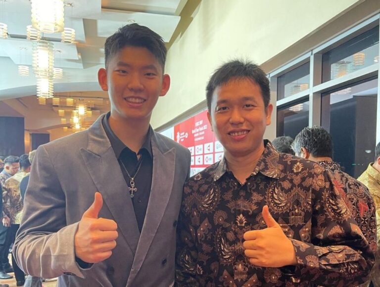 Mengapa Pebulu Tangkis China Liu Yu Chen Dikenal sebagai “Putra Sulung” Hendra Setiawan? Ini Penjelasannya: Okezone Sports