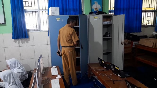 SMP Negeri di Tasikmalaya Alami Pencurian, 50 Laptop dan 1 Proyektor Raib