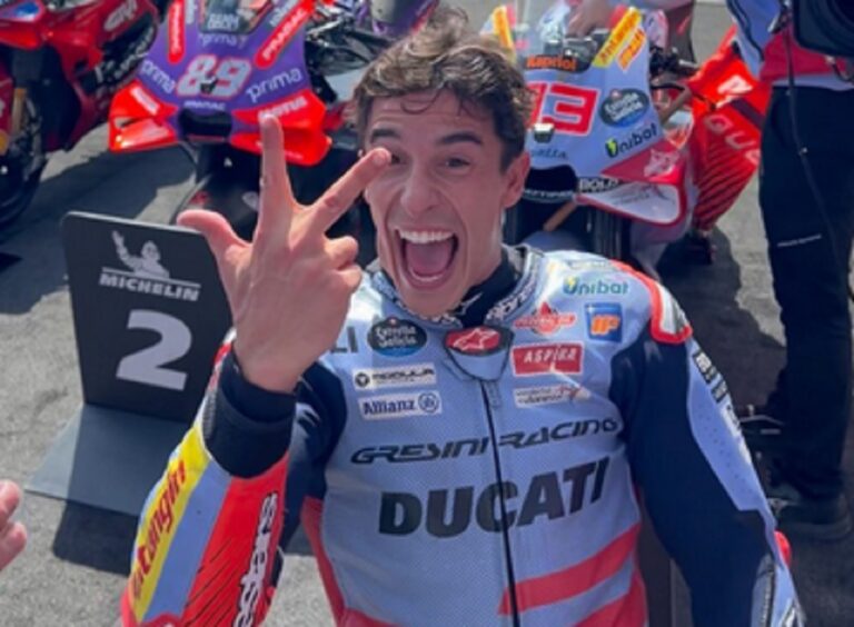 Momen Konyol Di MotoGP Australia 2024: Marc Marquez Nyaris Kalah karena Sehelai Plastik