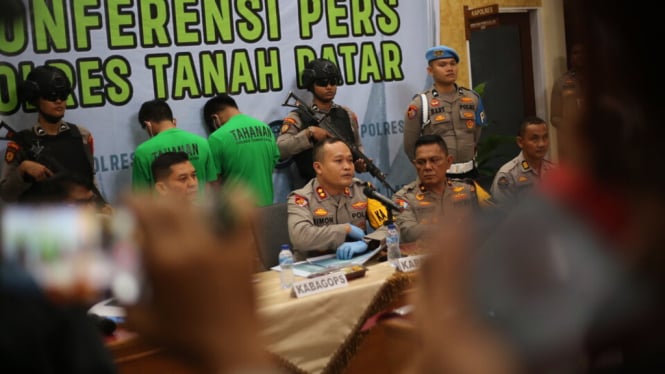 67c00df71ecf8-update-mayat-dalam-karung-korban-cinta-juga-diperkosa_665_374.jpg