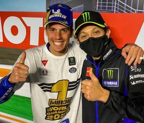 joan_mir_dan_valentino_rossi-TmU9_large.jpg