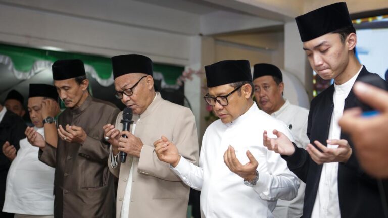 KH Dimyati Rois: Cak Imin Kenang 1.000 Hari Wafat, Pujian untuk PKB