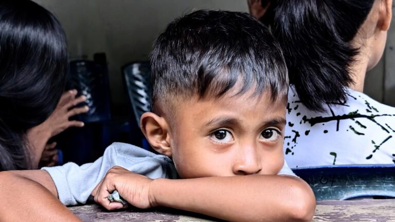 Tips Pilih Dokter Mata Anak untuk Kesehatan Penglihatan