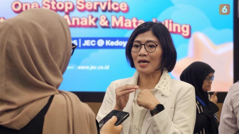Tren Jajanan Viral 2025: Tips Ortu Agar Anak Tetap Sehat Mata