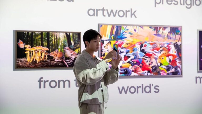 Comeback Wamil, RM BTS Jadi Ambassador Samsung Art TV!