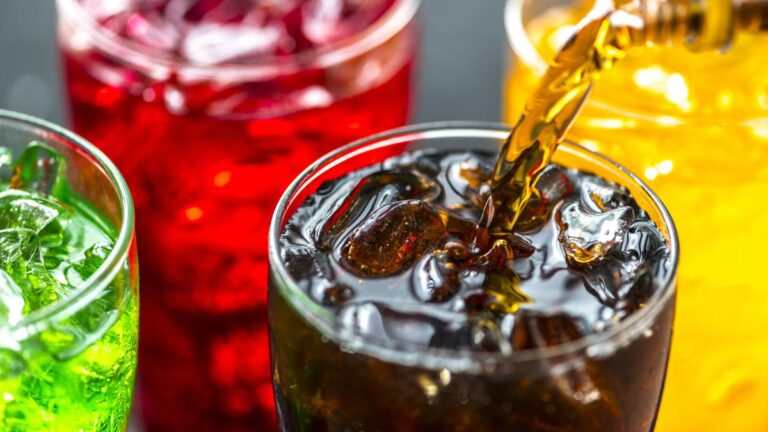 Diet Soda Tingkatkan Risiko Serangan Jantung: Mitos atau Fakta?