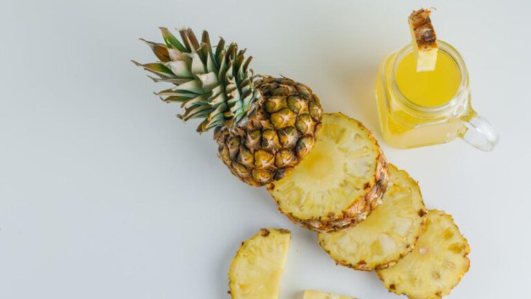 9 Manfaat Buah Nanas untuk Wanita: Kulit Sehat hingga Fertilitas