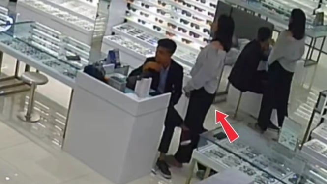 Pasutri Sultan Gasak Kacamata Mewah: Senopati Hingga Bekasi