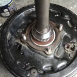 bearing-roda-belakang-mobil.jpg