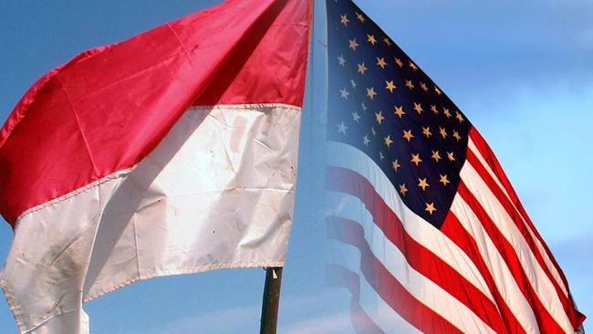 RI Terkena Tarif Trump 19%: Tanggapan Bos APINDO dan Pengusaha Sepatu