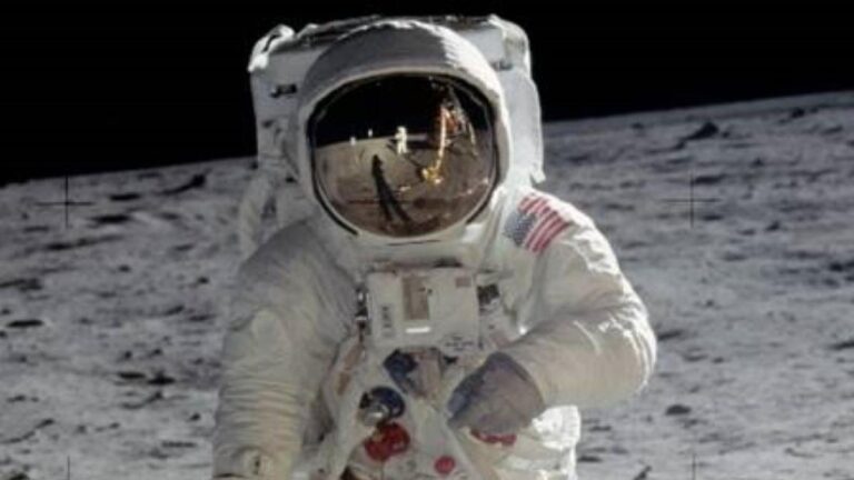 Mengapa NASA Mengirim Bakteri ke Luar Angkasa?
