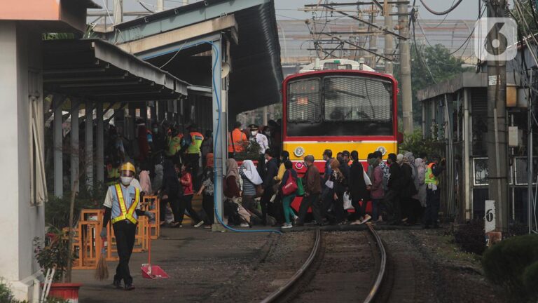 Kualitas Udara Jakarta: Warga Disarankan Pakai Masker